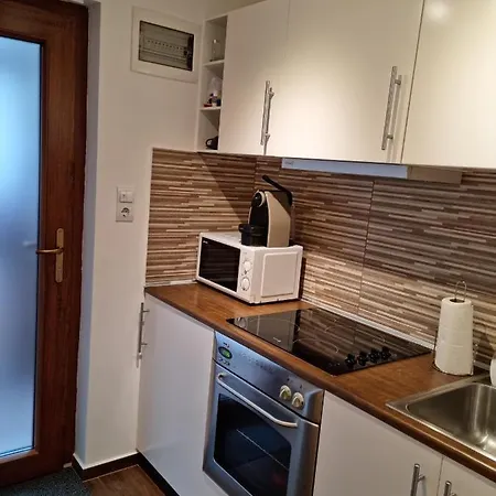 בית נופש Haeuschen Viktoria זמראדי