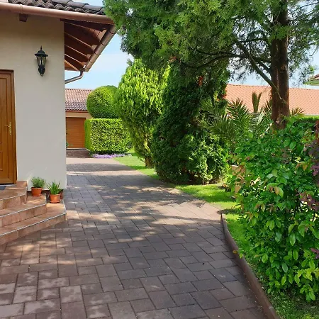 Haeuschen Viktoria בית נופש *